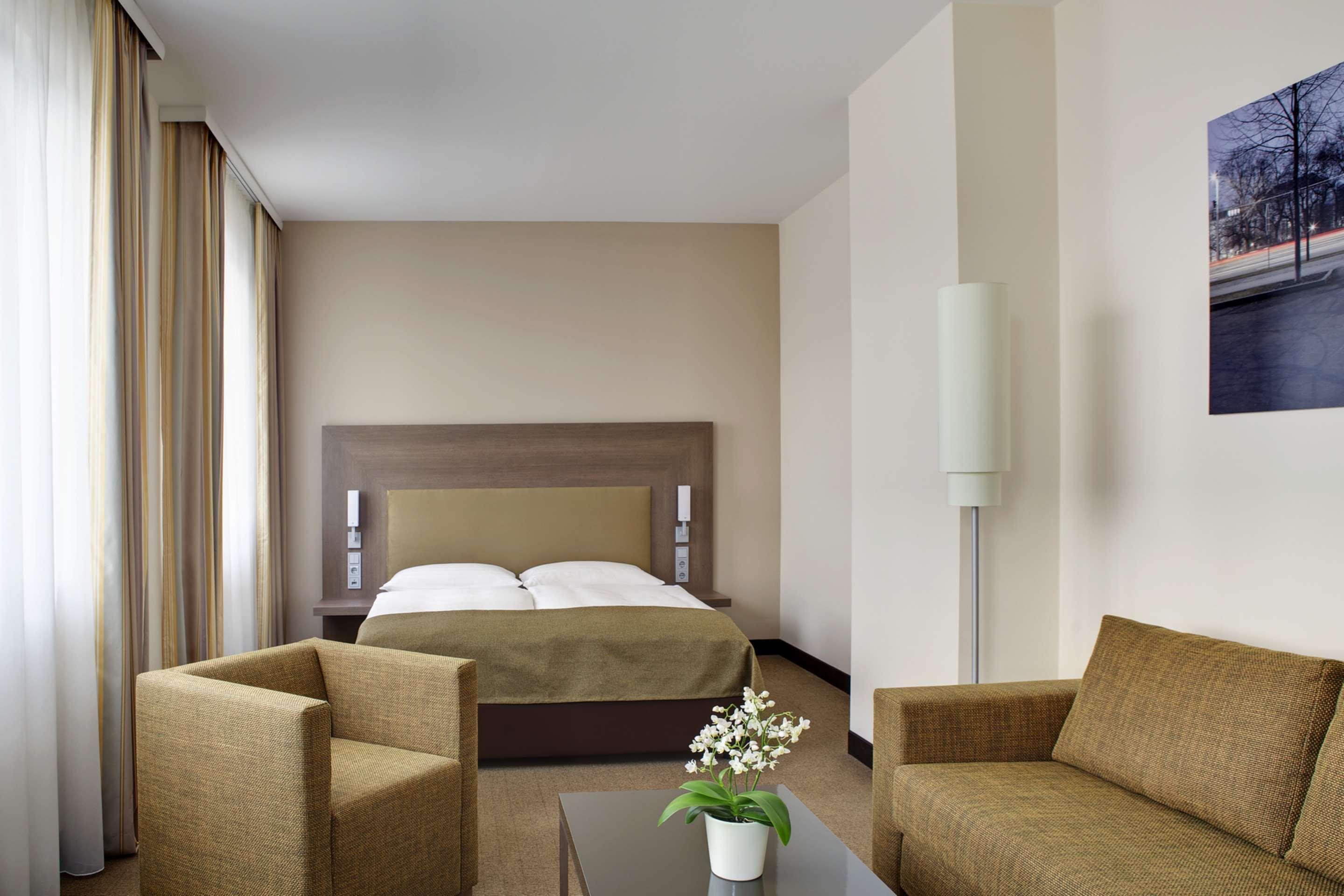 Intercityhotel Λειψία Εξωτερικό φωτογραφία
