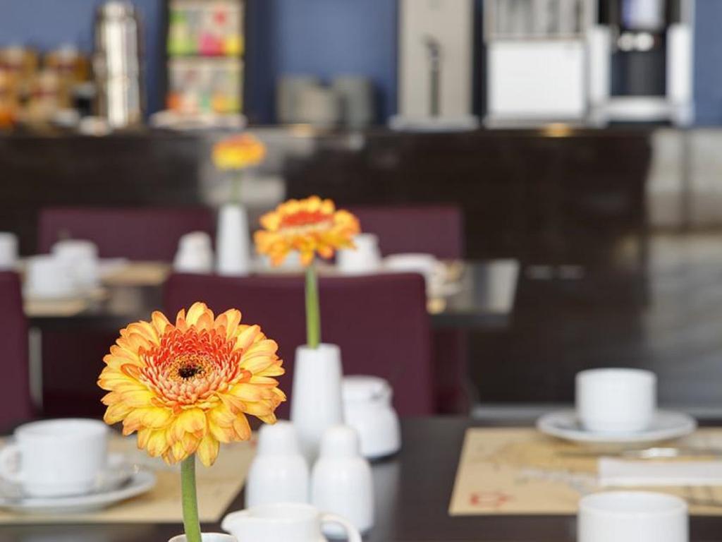 Intercityhotel Λειψία Εξωτερικό φωτογραφία